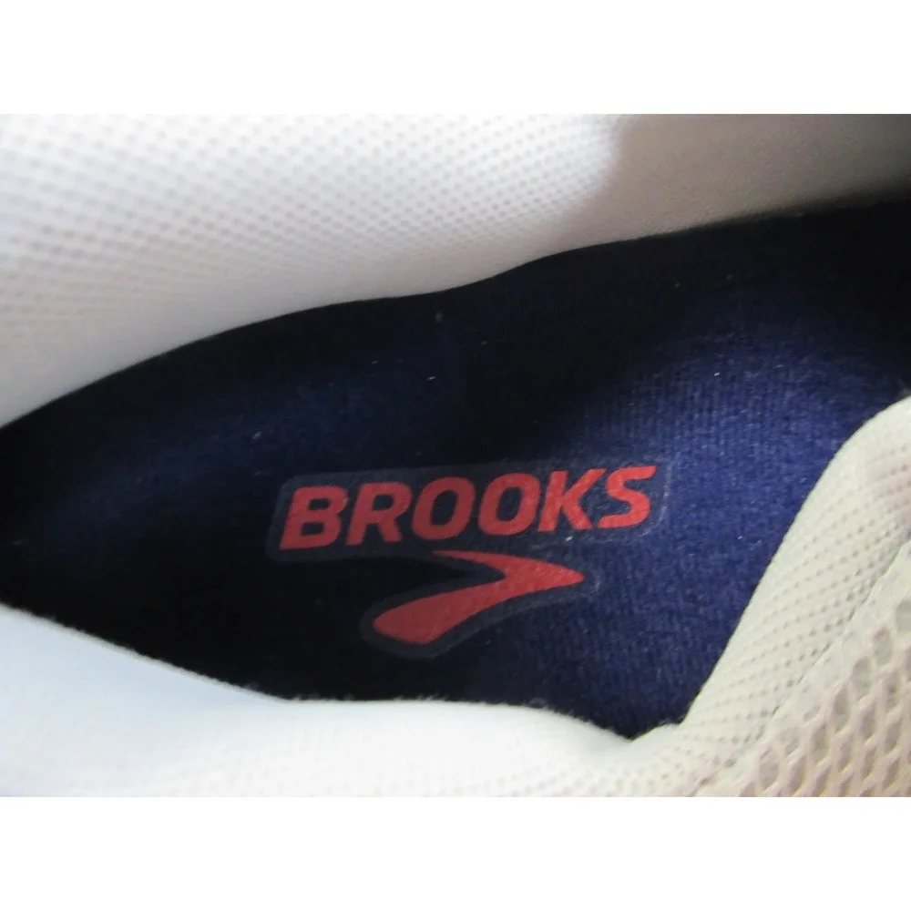 On Cloudstratus Shoes Womens Size 10.5 Swiss Engineering Running Athletic Sneake